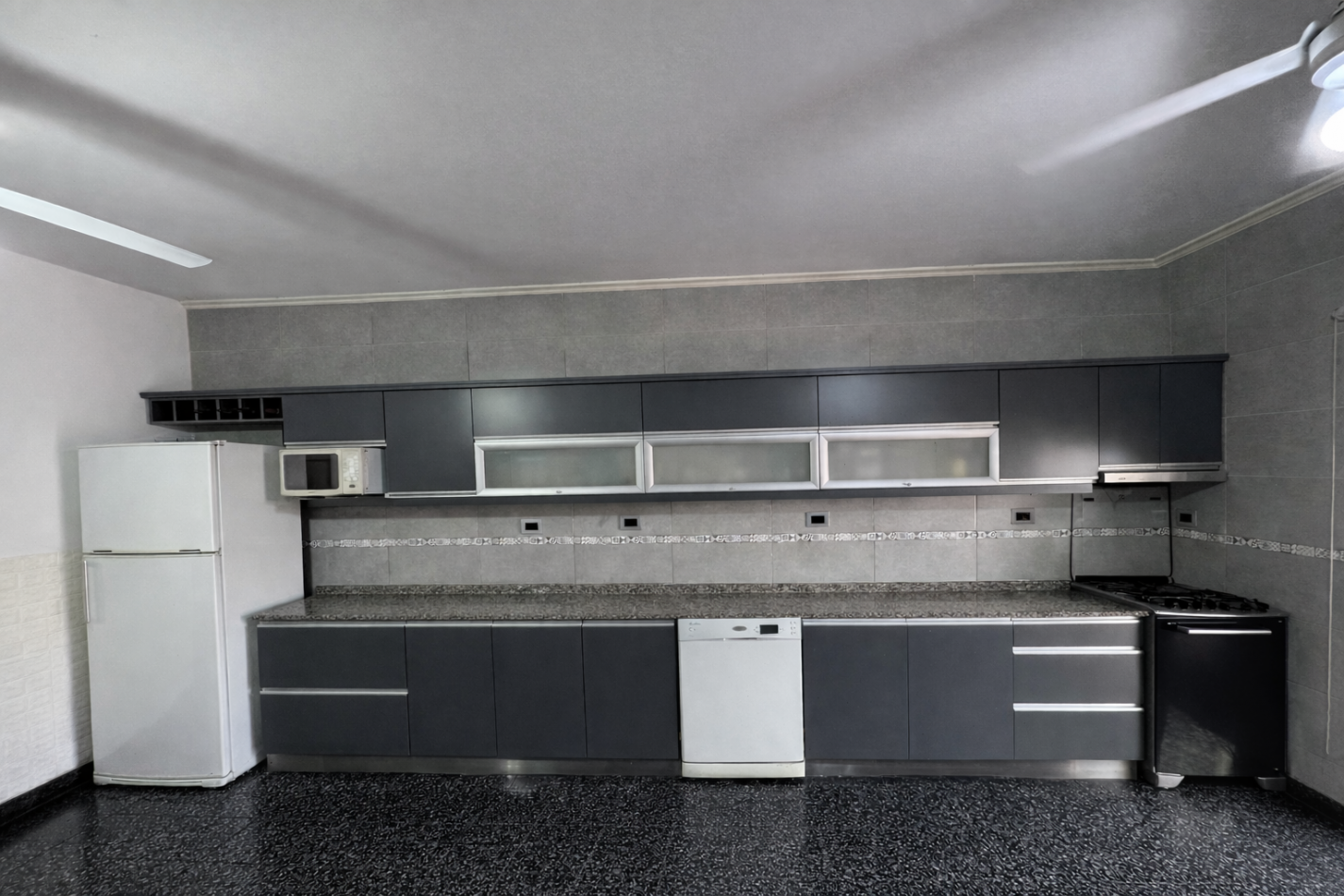 VENTA - Casa 4 dormitorios centrica