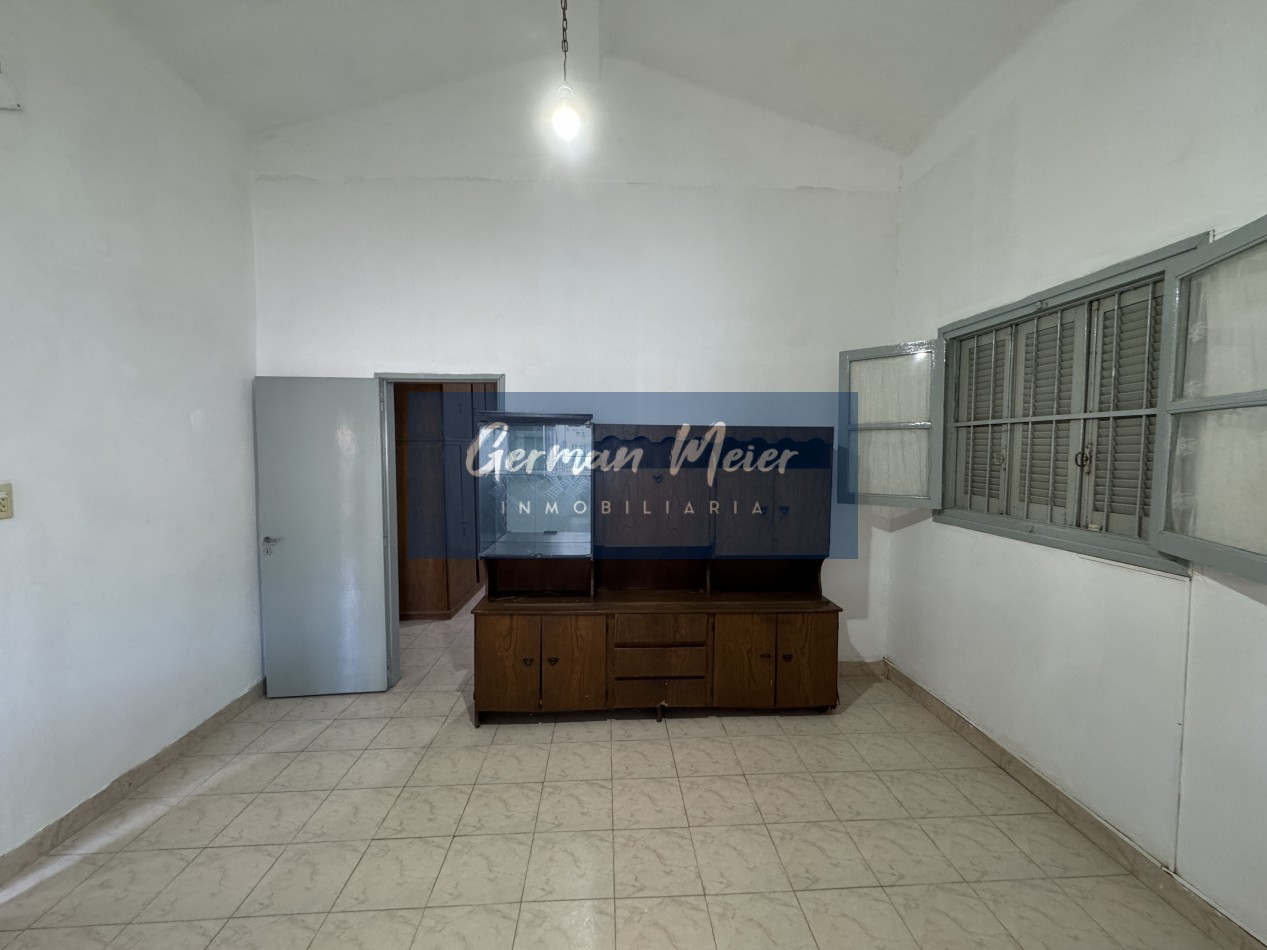 VENTA | Casa de 2 dormitorios - Zona 3 de Febrero y Vucetich - Parana