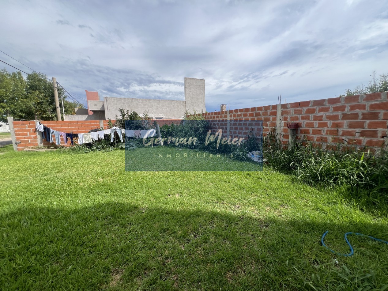 VENDO CASA EN SAN BENITO - LOTEO SOLVENCIA