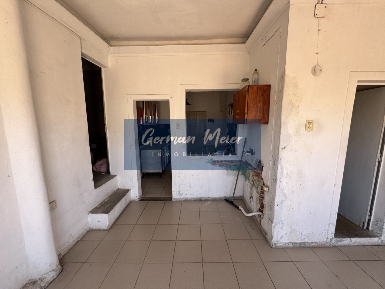  VENTA | Departamento en calle Pellegrini y Montevideo