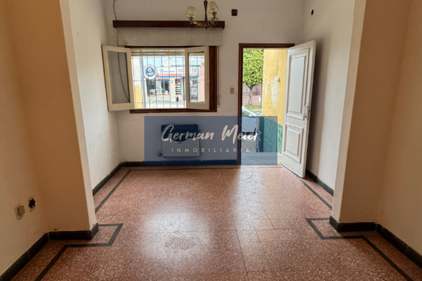 VENTA - CASA AV. EJERCITO 
