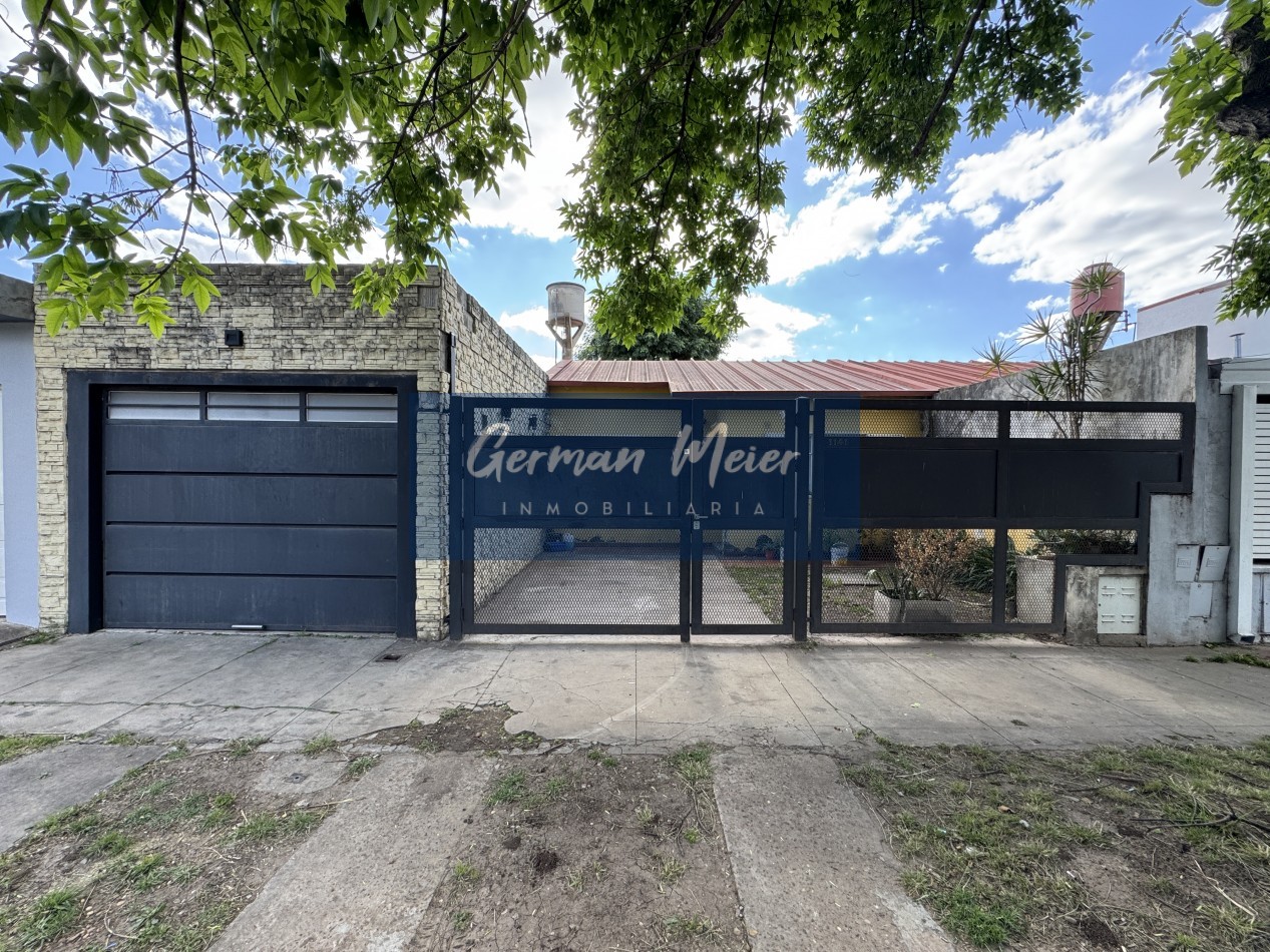 VENDO CASA SOBRE GDOR CRESPO Y ALTE. BROWN