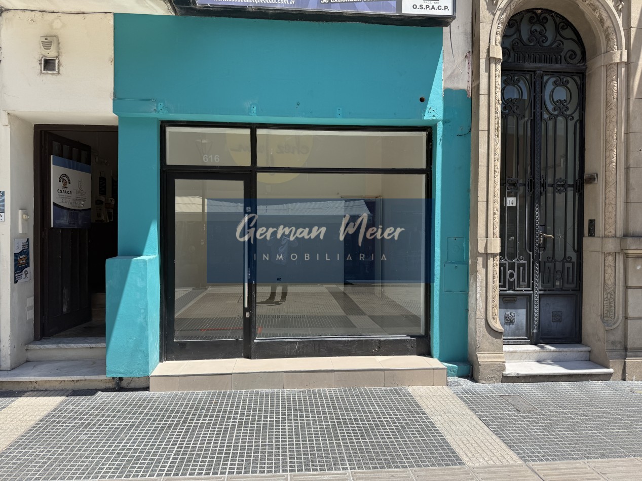 ALQUILER - LOCAL COMERCIAL EN PEATONAL SAN MARTIN 