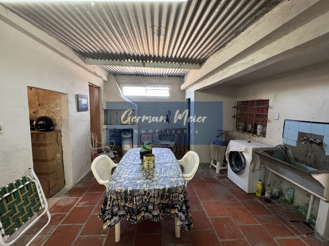 VENDO CASA CON AMPLIO TERRENO 790 m2 - CALLE FRANCISCO SOLER