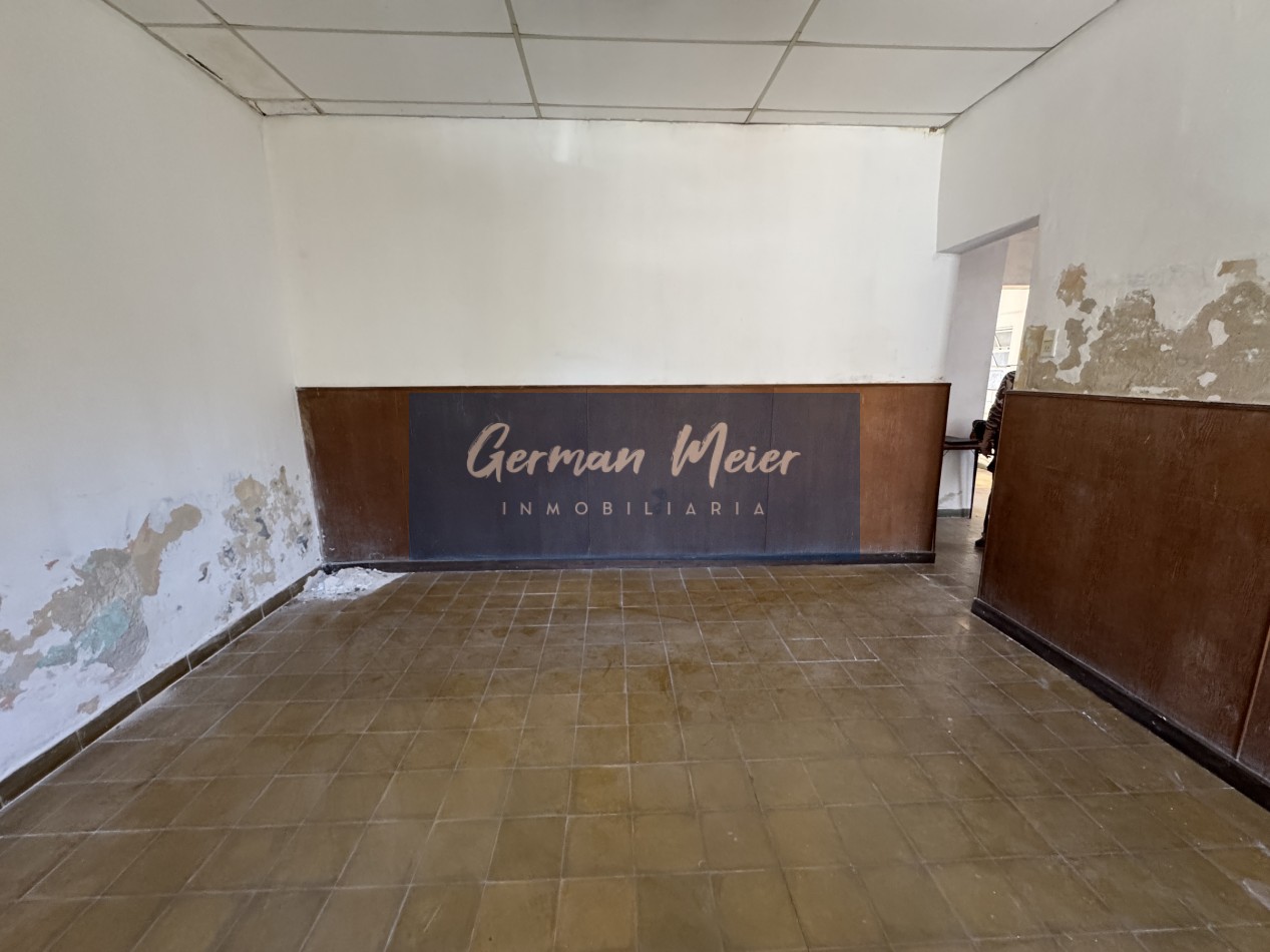 VENDO CASA CENTRICA EN PARANA - DOS CASAS EN UNA CON COCHERA