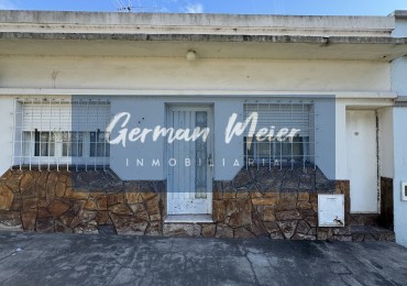 SE VENDE CASA A MEDIA CUADRA DE AV. ALMAFUERTE