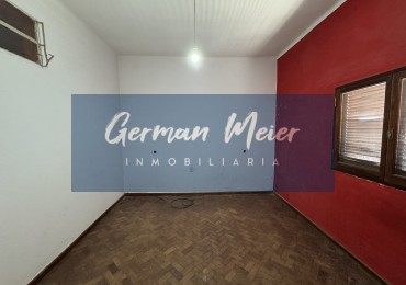  VENTA | Departamento en calle Pellegrini y Montevideo