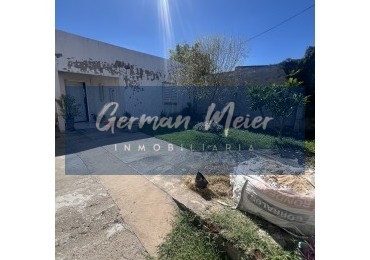 SE VENDE CASA + GALPON